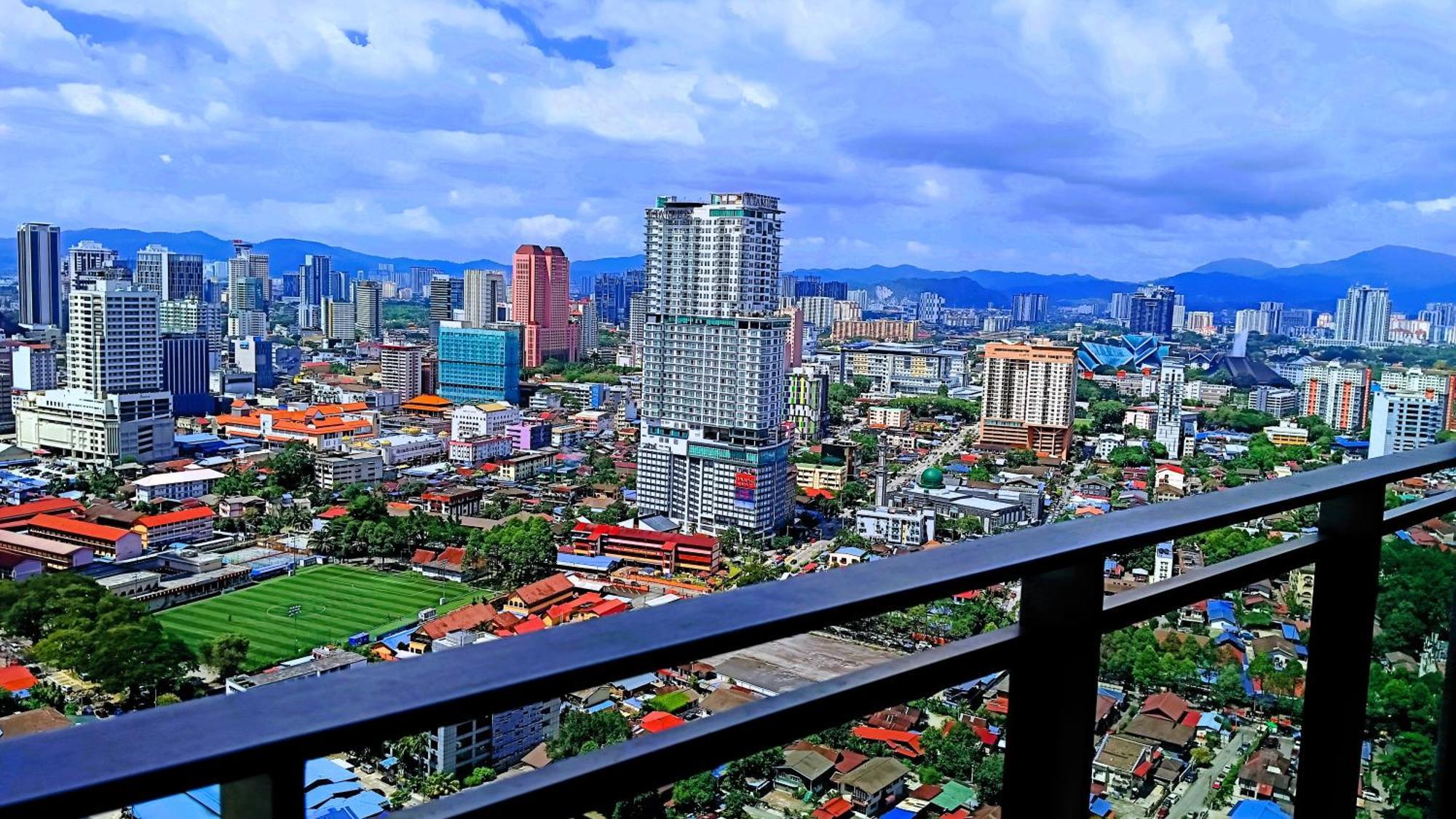 Summer Suites By Hibiscus Kuala Lumpur Bagian luar foto